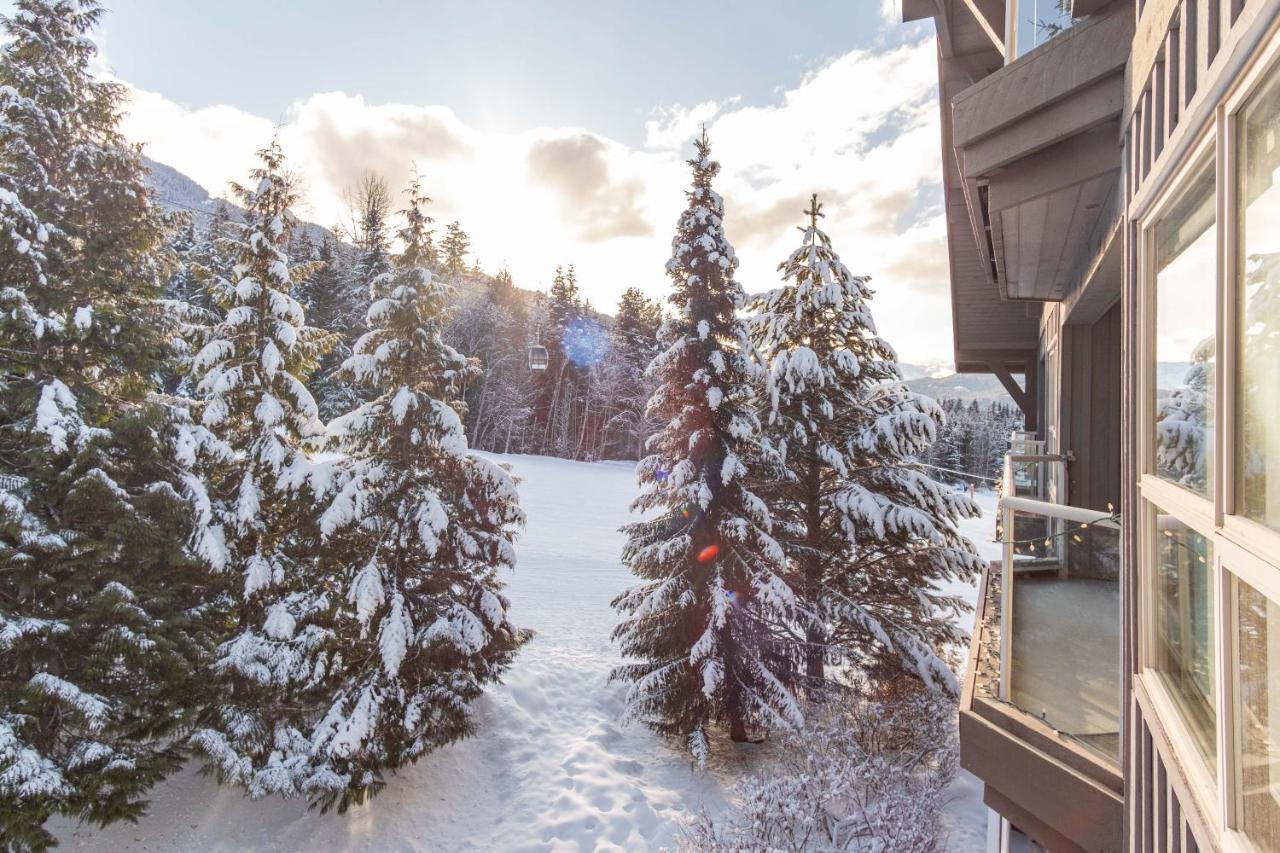 The Best Ski In Ski Out Two Bedroom Condo At Aspens Γουίστλερ Εξωτερικό φωτογραφία