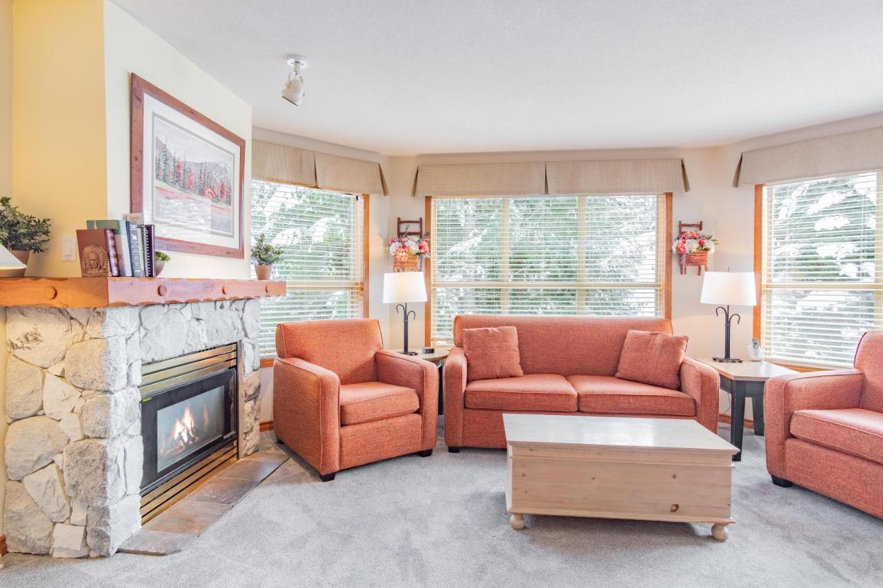 The Best Ski In Ski Out Two Bedroom Condo At Aspens Γουίστλερ Εξωτερικό φωτογραφία