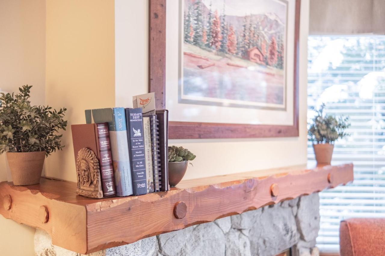 The Best Ski In Ski Out Two Bedroom Condo At Aspens Γουίστλερ Εξωτερικό φωτογραφία