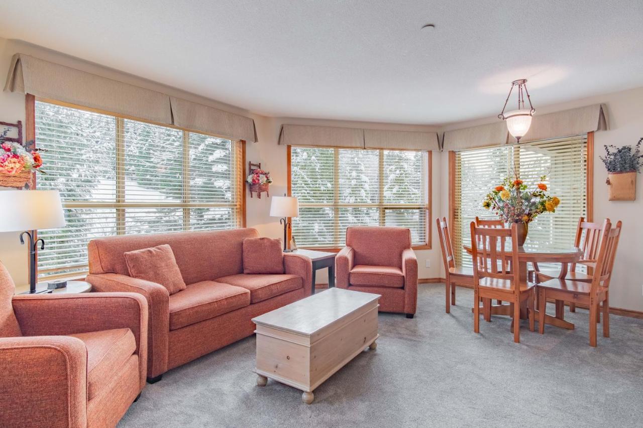 The Best Ski In Ski Out Two Bedroom Condo At Aspens Γουίστλερ Εξωτερικό φωτογραφία