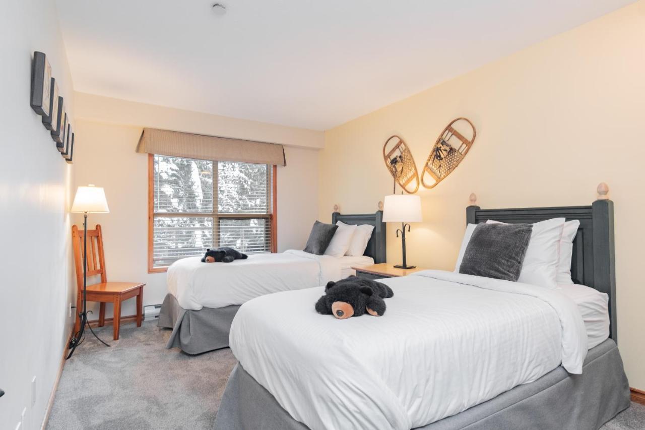 The Best Ski In Ski Out Two Bedroom Condo At Aspens Γουίστλερ Εξωτερικό φωτογραφία