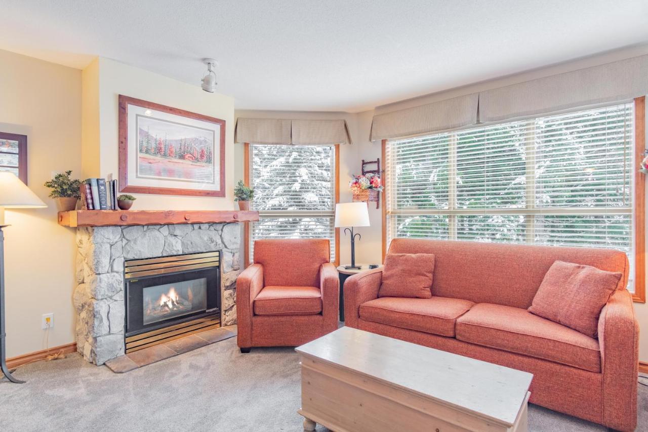 The Best Ski In Ski Out Two Bedroom Condo At Aspens Γουίστλερ Εξωτερικό φωτογραφία