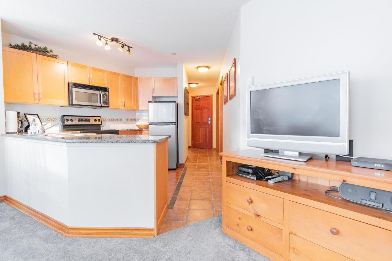 The Best Ski In Ski Out Two Bedroom Condo At Aspens Γουίστλερ Εξωτερικό φωτογραφία