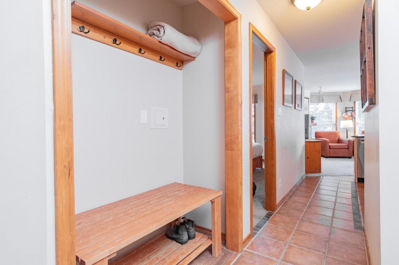 The Best Ski In Ski Out Two Bedroom Condo At Aspens Γουίστλερ Εξωτερικό φωτογραφία