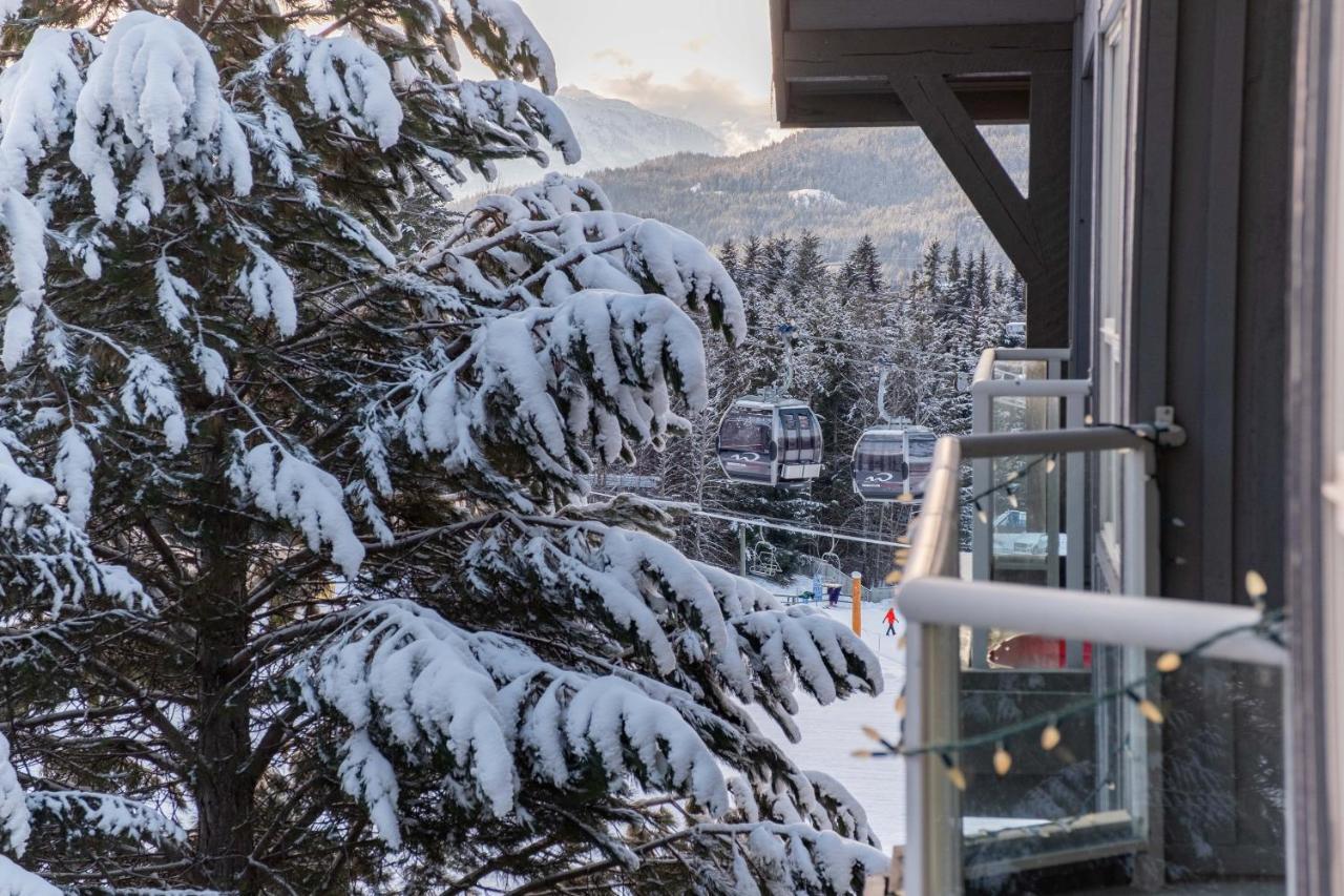 The Best Ski In Ski Out Two Bedroom Condo At Aspens Γουίστλερ Εξωτερικό φωτογραφία
